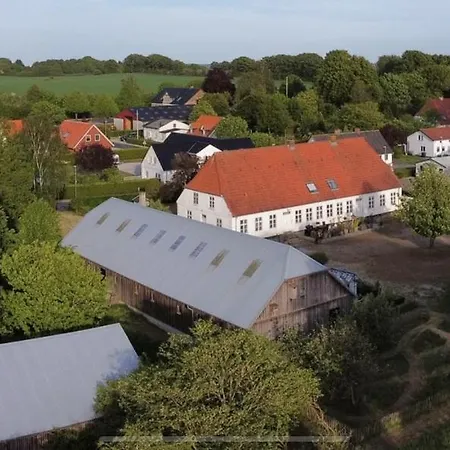 Landligt Ophold Pa Midtgard Lägenhet Vamdrup